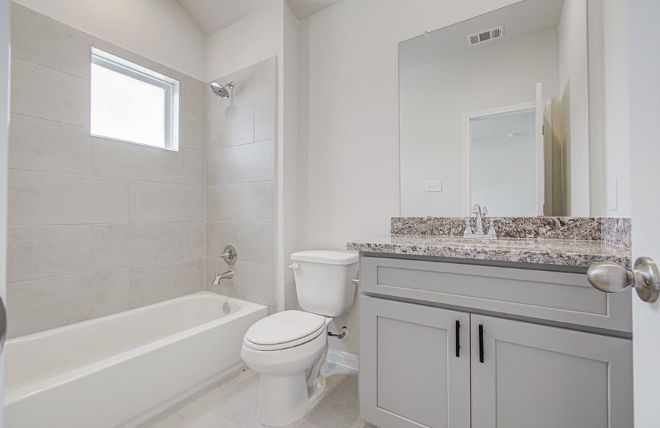 Furnished interior view inside a new home in Aldine Pines, Houston (Image 14).