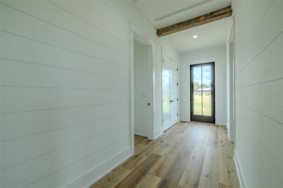 Spacious, unfurnished interior of a new home in , Lithia (Image 53).