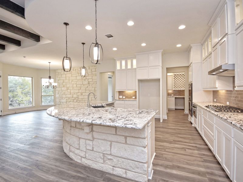 Representative furnished interior of a home built from the San Simeon I by Giddens Homes in Clearwater Ranch, Liberty Hill (Image 224).