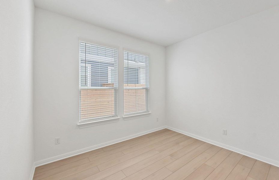 Spacious, unfurnished interior of a new home in Horizon Lake, Leander (Image 20). Spacious, unfurnished interior of a new home in Horizon Lake, Leander (Image 20).