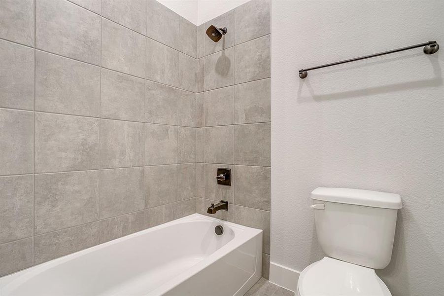 Furnished interior view inside a new home in Pecan Grove, Burleson (Image 12). Furnished interior view inside a new home in Pecan Grove, Burleson (Image 12).