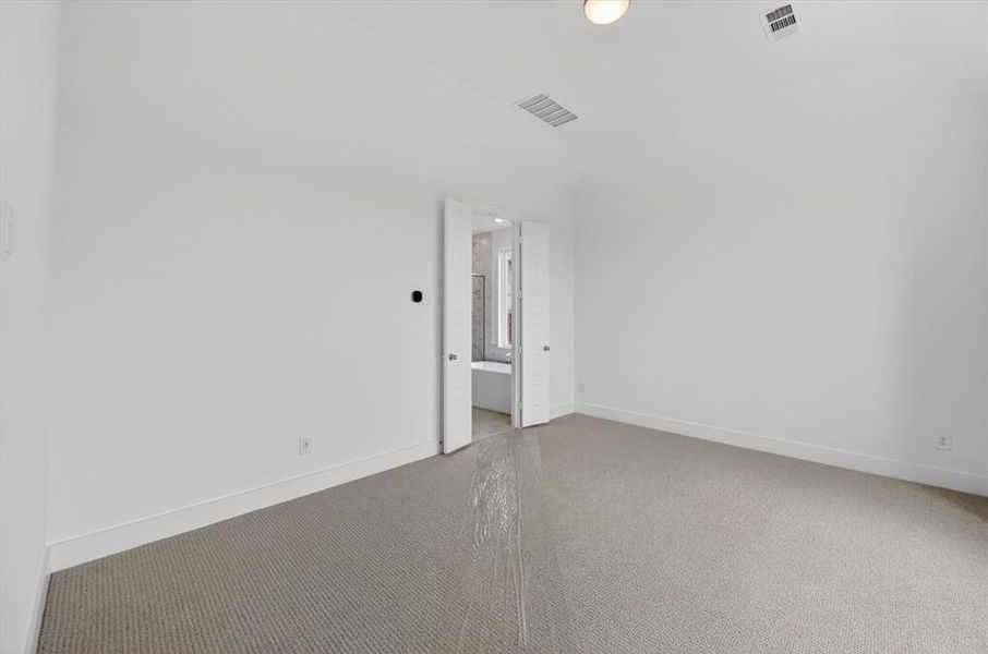 Spacious, unfurnished interior of a new home in Sandbrock Ranch, Aubrey (Image 23).