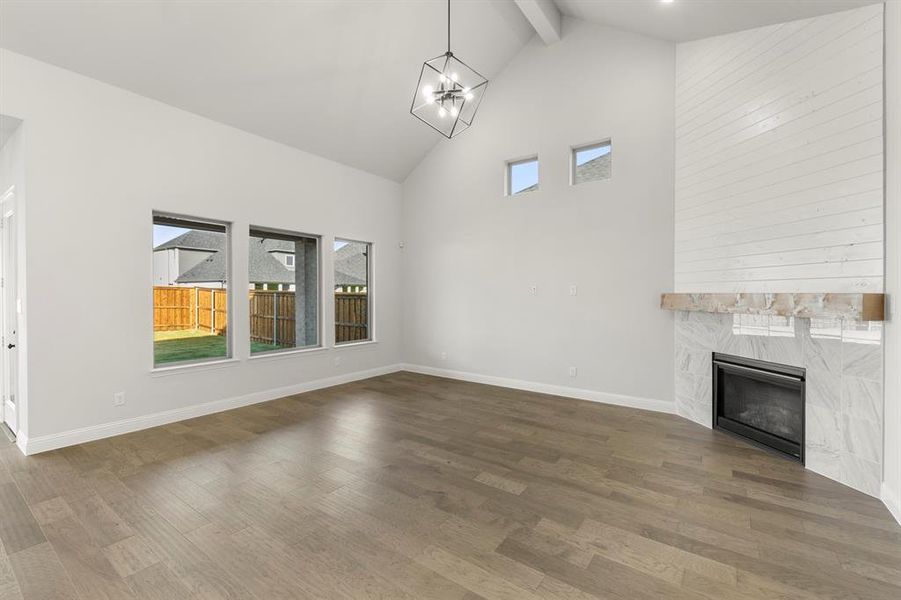 10. 320 Bee Balm - Family