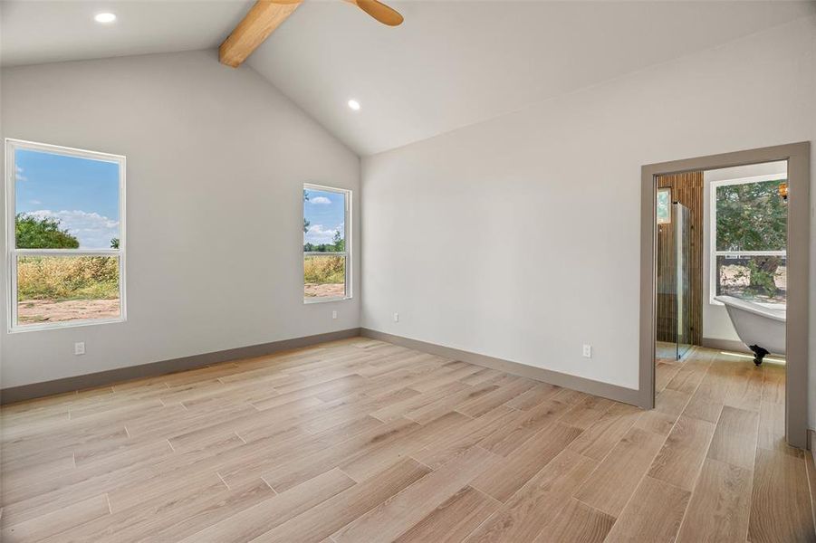 Spacious, unfurnished interior of a new home in , Joshua (Image 31).