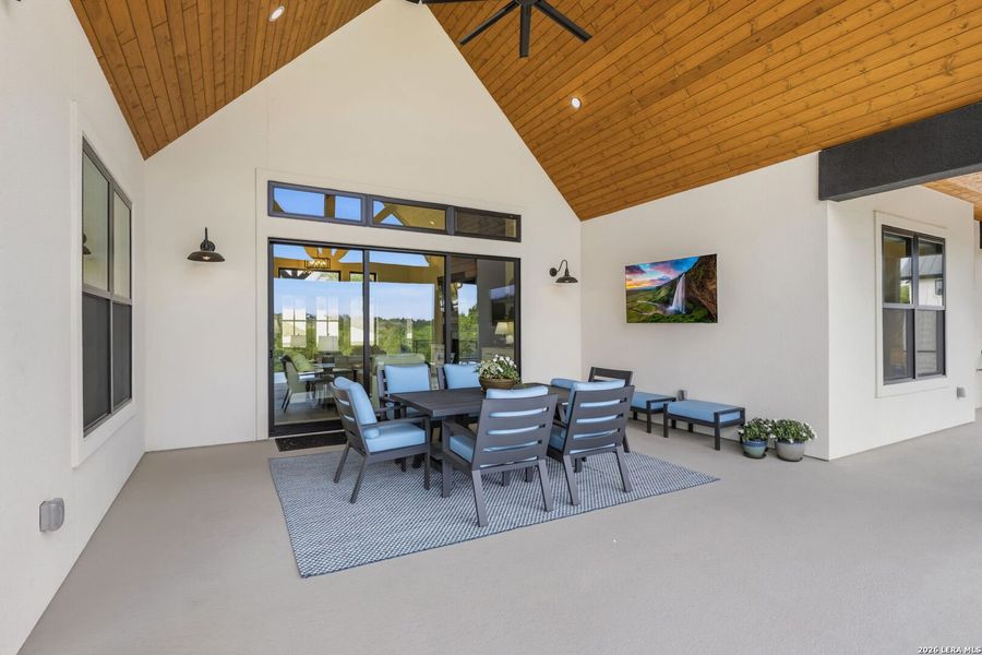 Community amenities in , New Braunfels (Image 34).