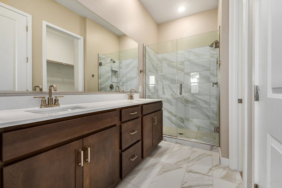 Furnished interior view inside a new home in Mira Vista at Victory, Buckeye (Image 3). Furnished interior view inside a new home in Mira Vista at Victory, Buckeye (Image 3).