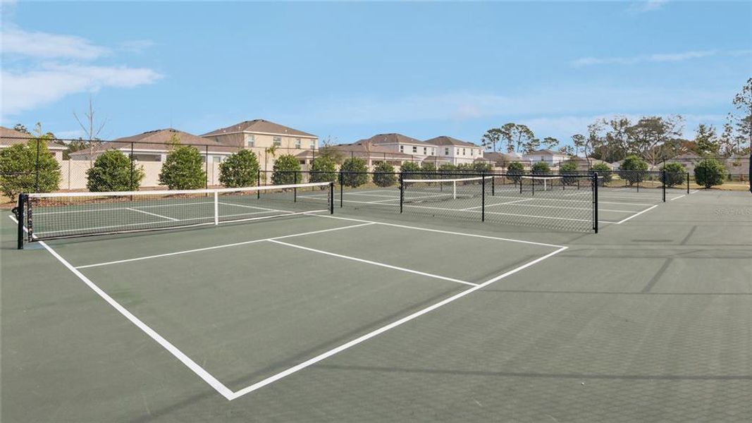 Community amenities in Waterford, Brooksville (Image 36).