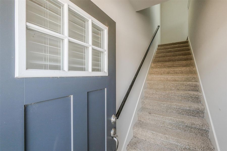 Spacious, unfurnished interior of a new home in , Houston (Image 24).