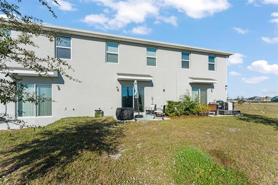 Exterior details and patio area of a home in , St. Cloud (Image 26).