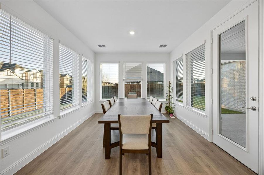Furnished interior view inside a new home in , Northlake (Image 7).