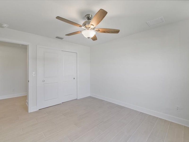 Representative unfurnished interior of a home built from the The Paradise Cove II by Sunlife Homes LLC in Cape Coral, Cape Coral (Image 20).