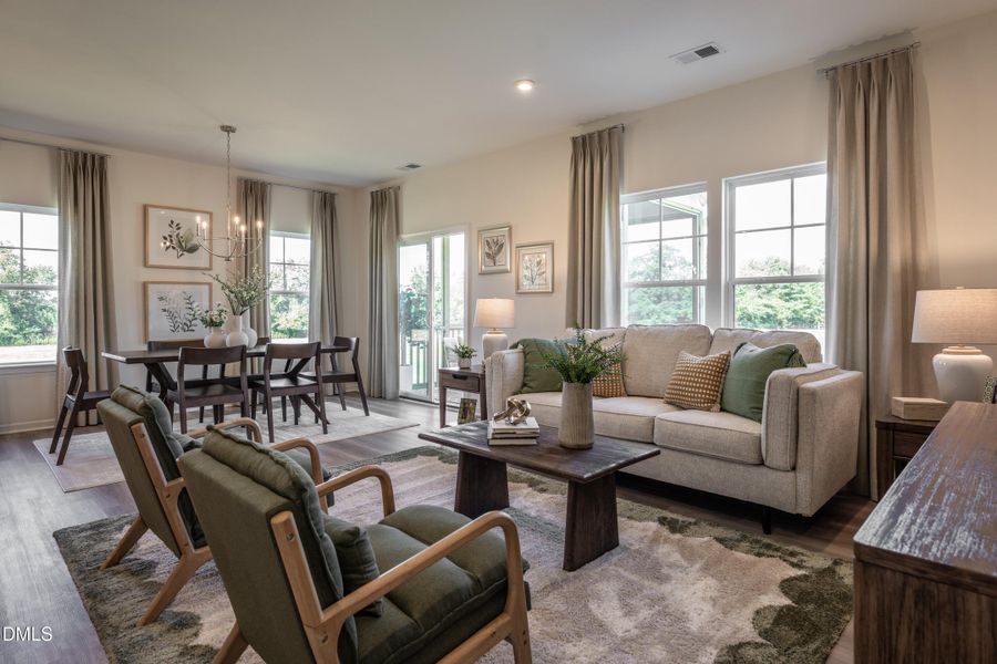 13 HHHunt Homes Maxwell - Family Room an