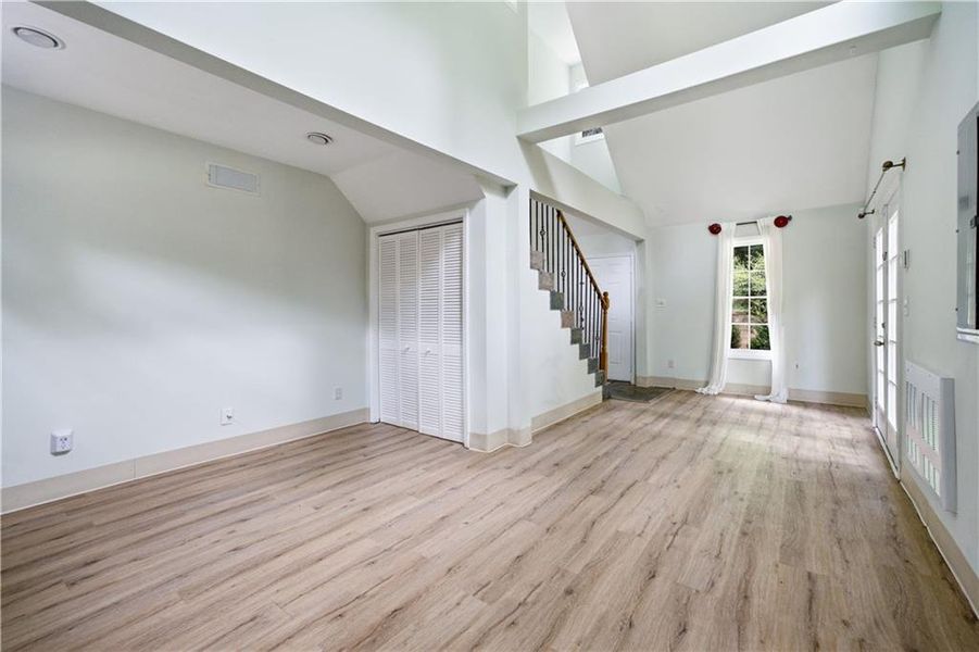 Spacious, unfurnished interior of a new home in , Decatur (Image 79).