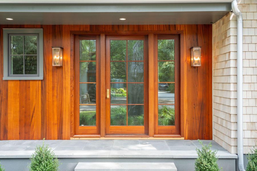 Exterior details and patio area of a home in , Mount Pleasant (Image 35).