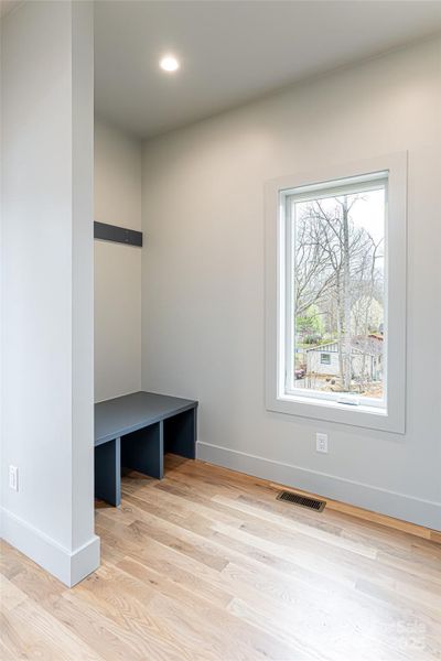 Photo of Similar Construction Photo of Similar Construction