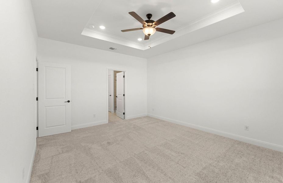 Spacious, unfurnished interior of a new home in Patterson Ranch, Georgetown (Image 40).