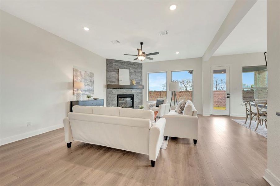 Furnished interior view inside a new home in South Pointe Manor Series, Mansfield (Image 11).
