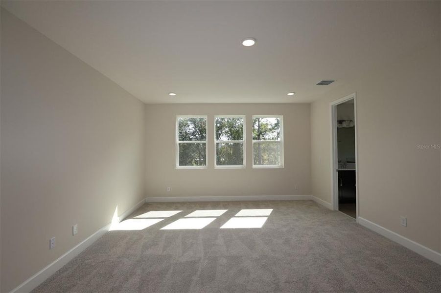 Spacious, unfurnished interior of a new home in Eden at Crossprairie, St. Cloud (Image 7). Spacious, unfurnished interior of a new home in Eden at Crossprairie, St. Cloud (Image 7).