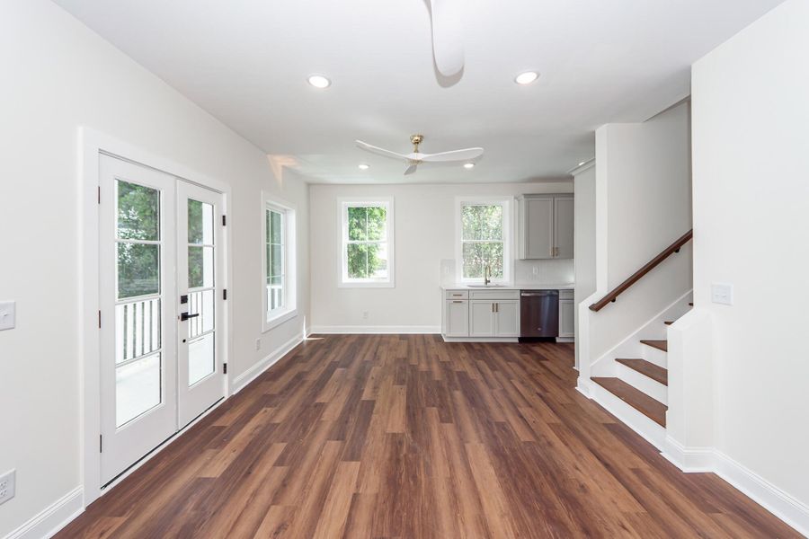 Spacious, unfurnished interior of a new home in , Charleston (Image 20). Spacious, unfurnished interior of a new home in , Charleston (Image 20).