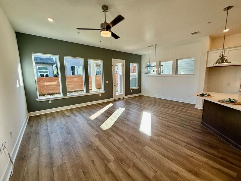 Family Room - Dining Area