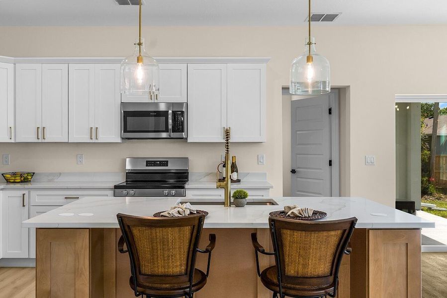 8646-100th-Ave-HigMedia-015-1280