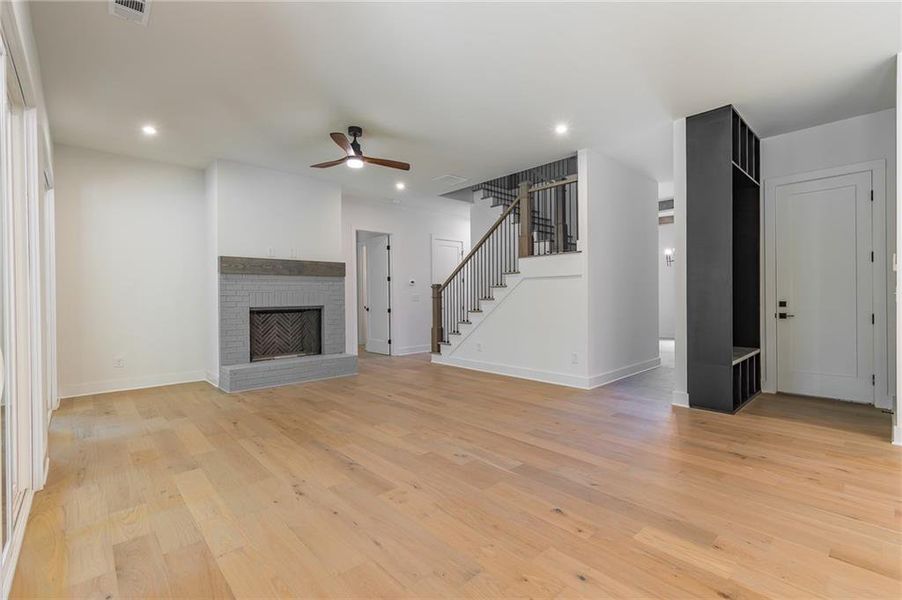 Spacious, unfurnished interior of a new home in , Gainesville (Image 41).