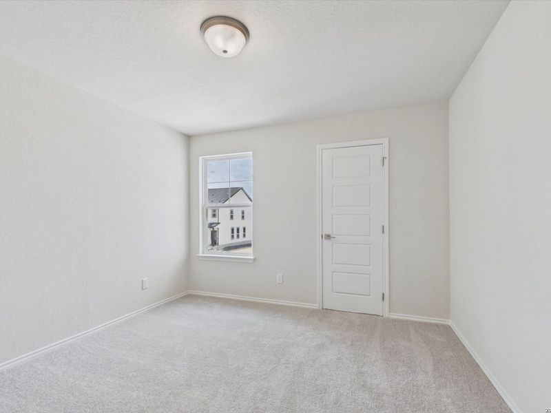 Spacious, unfurnished interior of a new home in Meadows at Oak Creek, San Antonio (Image 14). Spacious, unfurnished interior of a new home in Meadows at Oak Creek, San Antonio (Image 14).