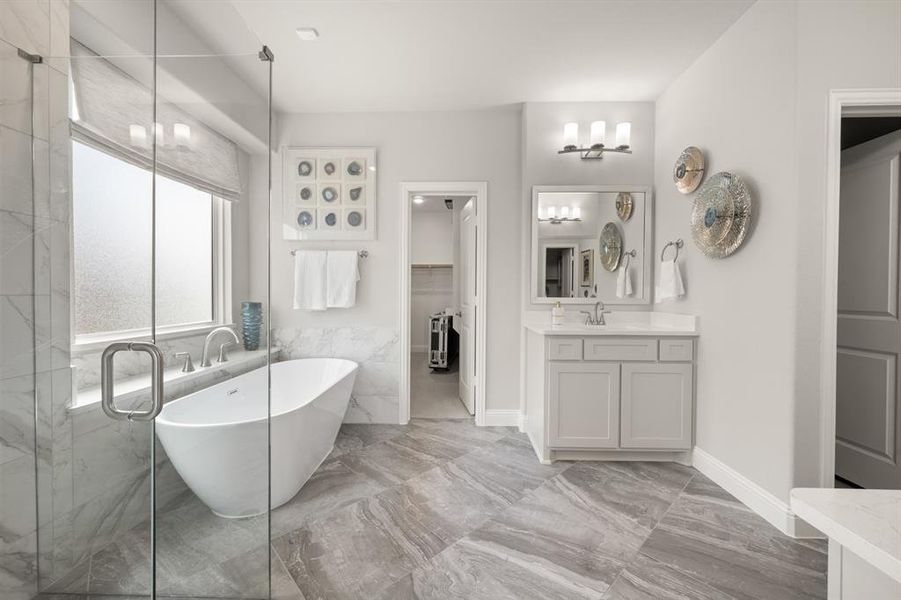 613 Majestic Oak- Primary Suite-3 613 Majestic Oak- Primary Suite-3