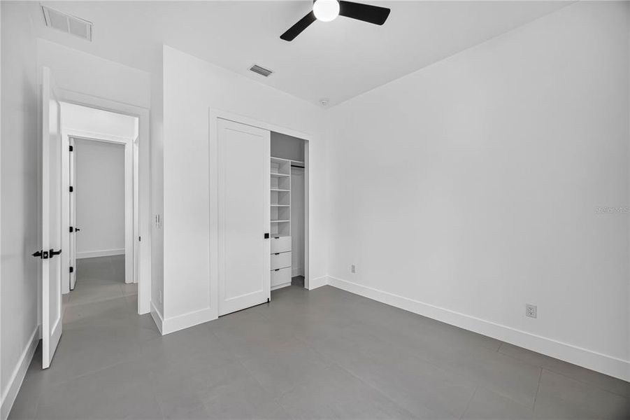 Spacious, unfurnished interior of a new home in , Port Charlotte (Image 35).