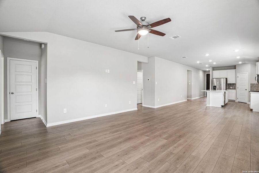 Spacious, unfurnished interior of a new home in Legendary Trails - Premier Series, Cibolo (Image 18).