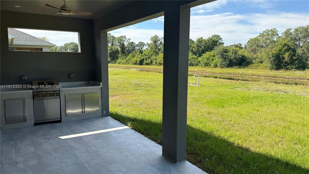 Exterior details and patio area of a home in , Lehigh Acres (Image 3). Exterior details and patio area of a home in , Lehigh Acres (Image 3).