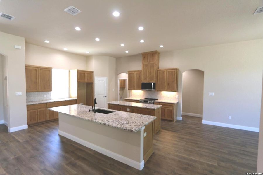 Furnished interior view inside a new home in , Floresville (Image 7).