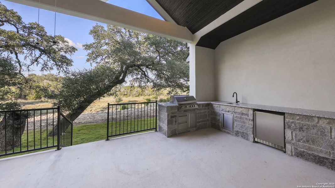 Image 43 of a home in .