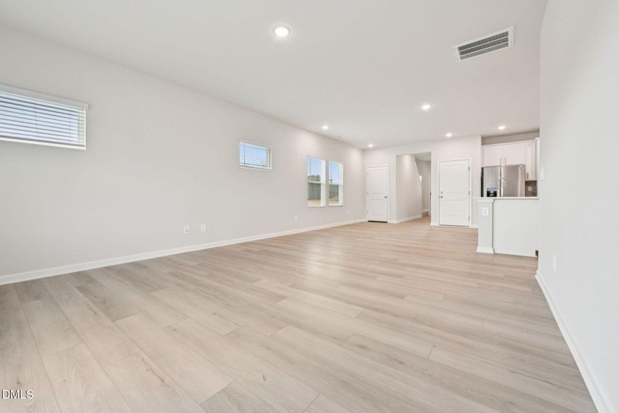 10-web-or-mls-Raleigh - Oak Manor - 649