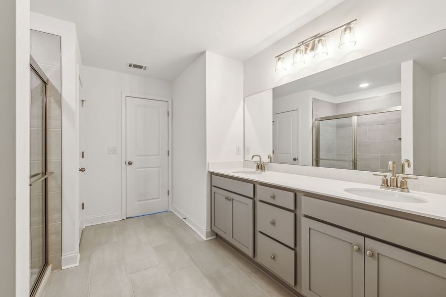 Representative furnished interior of a home built from the Westmore by Ashton Woods in Cades Bluff, Lebanon (Image 5).