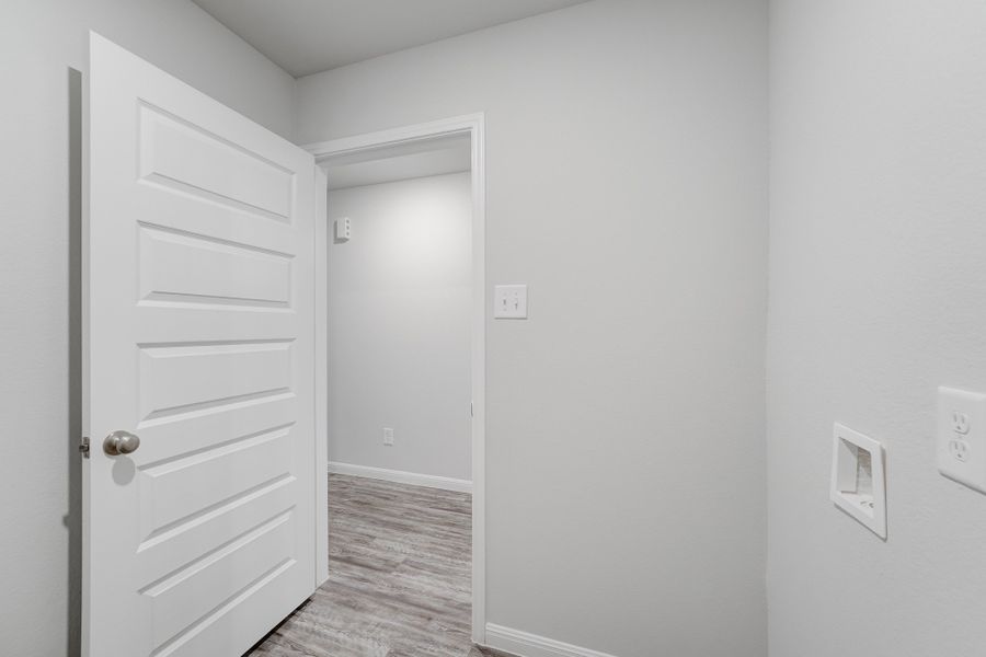 Spacious, unfurnished interior of a new home in Park Central, Mineola (Image 21). Spacious, unfurnished interior of a new home in Park Central, Mineola (Image 21).