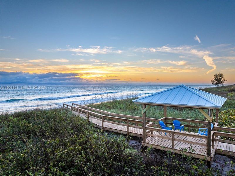 Image 70 of a home in .