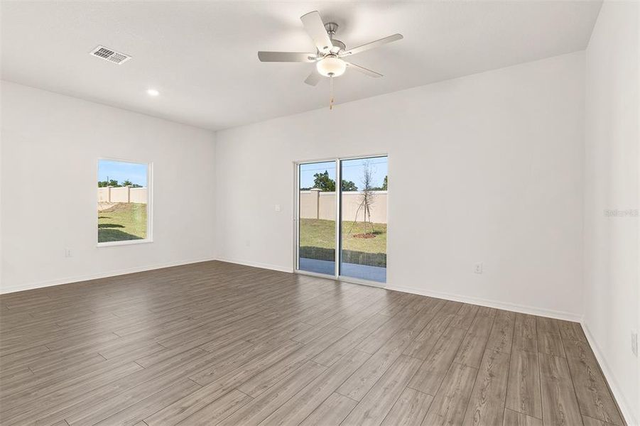Spacious, unfurnished interior of a new home in Peach Crossings, Winter Haven (Image 16). Spacious, unfurnished interior of a new home in Peach Crossings, Winter Haven (Image 16).