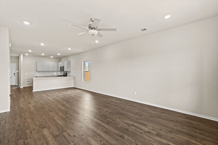 3br New Home in Angleton, TX.  - Slide 16