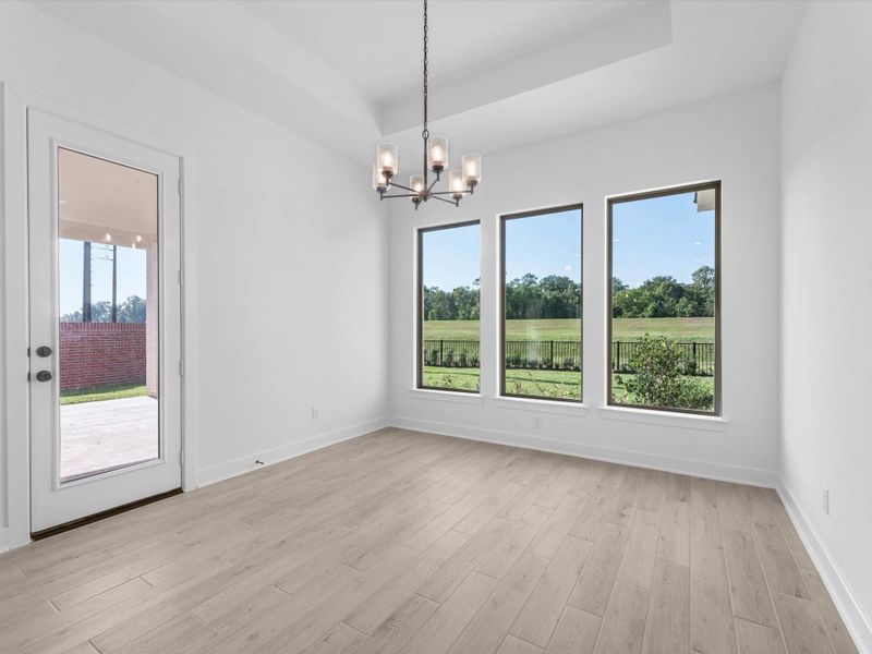 Spacious, unfurnished interior of a new home in Sienna - 60', Missouri City (Image 19).