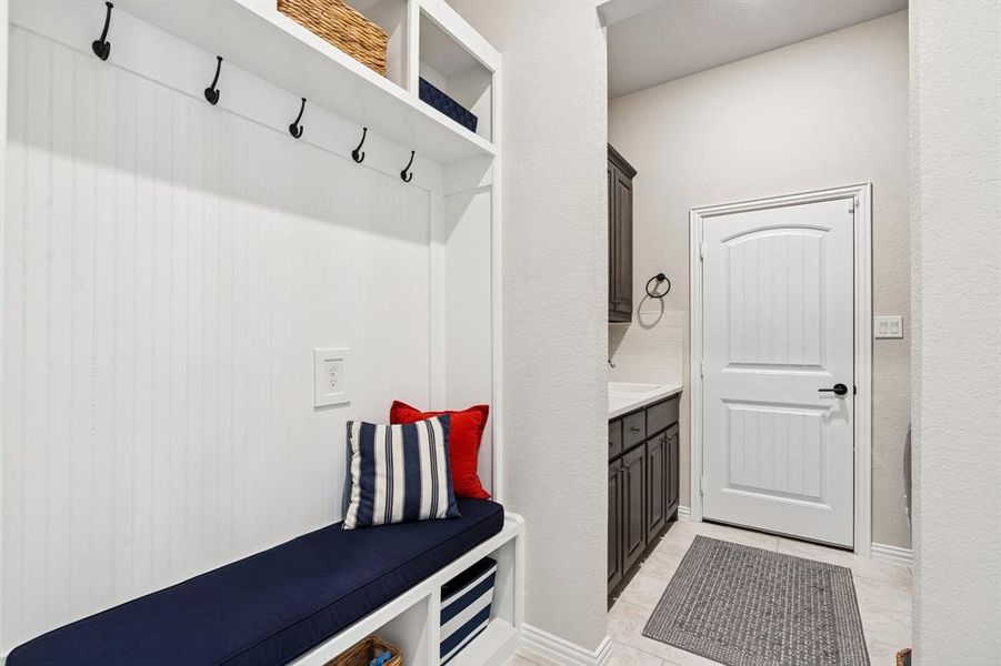 Furnished interior view inside a new home in , Weatherford (Image 4).