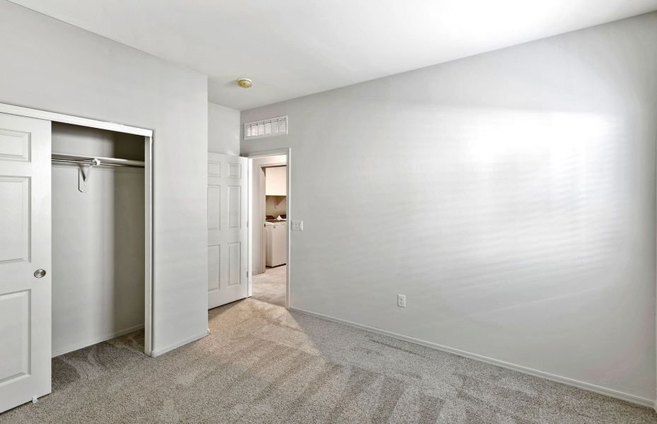Spacious, unfurnished interior of a new home in El Rancho Santa Rosa, Maricopa (Image 18). Spacious, unfurnished interior of a new home in El Rancho Santa Rosa, Maricopa (Image 18).