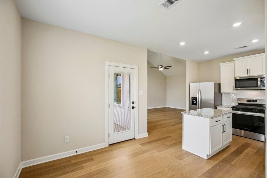 Spacious, unfurnished interior of a new home in Magnolia Woods, Magnolia (Image 23).