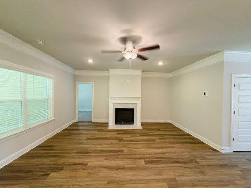 Spacious, unfurnished interior of a new home in Tuscany Hills, Douglasville (Image 28).