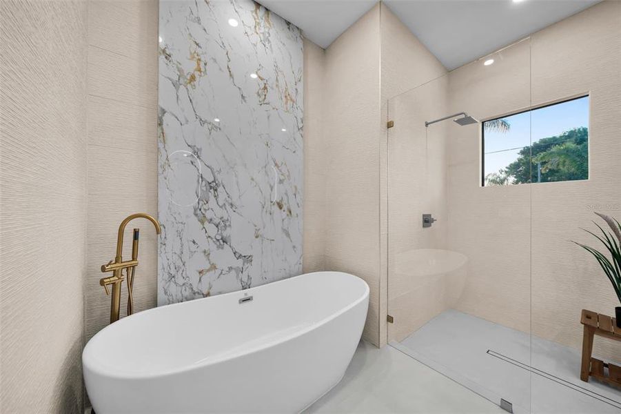 Furnished interior view inside a new home in , Cape Coral (Image 41).