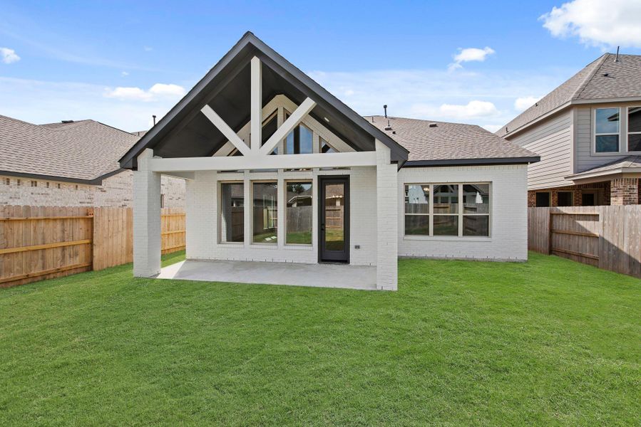 Front exterior of a new home in The Groves - 45', Humble, TX, highlighting curb appeal (Image 15). Front exterior of a new home in The Groves - 45', Humble, TX, highlighting curb appeal (Image 15).