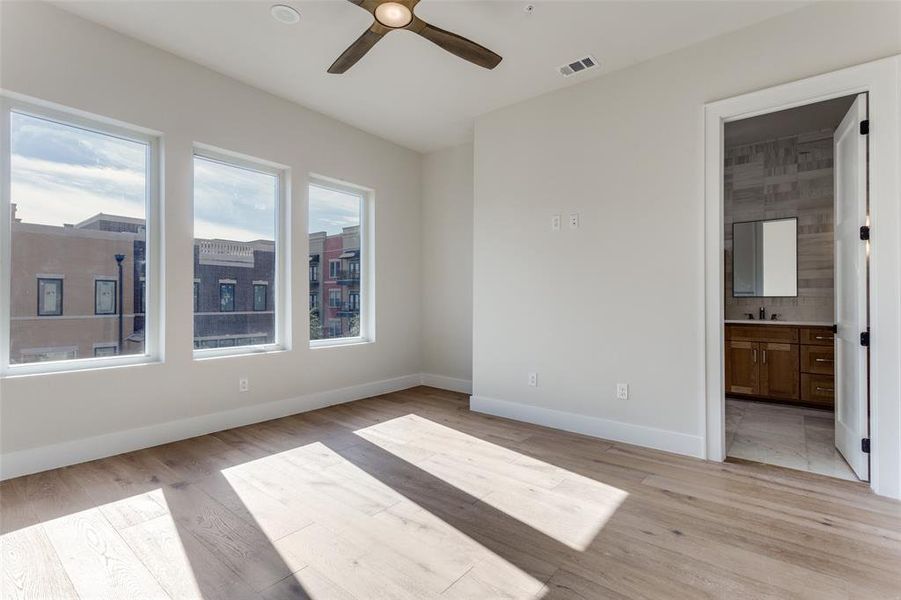 Spacious, unfurnished interior of a new home in , Grapevine (Image 14). Spacious, unfurnished interior of a new home in , Grapevine (Image 14).