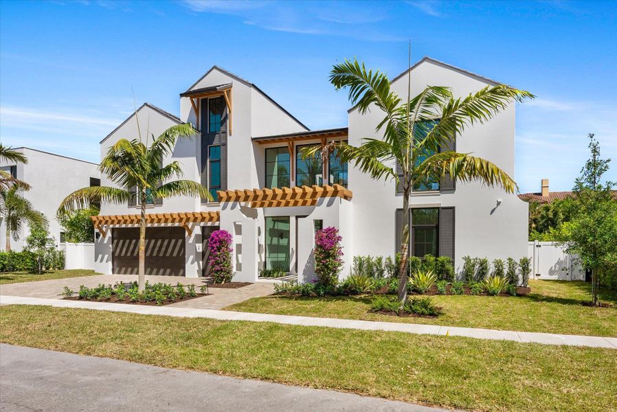Furnished interior view inside a new home in , Boca Raton (Image 55). Furnished interior view inside a new home in , Boca Raton (Image 55).