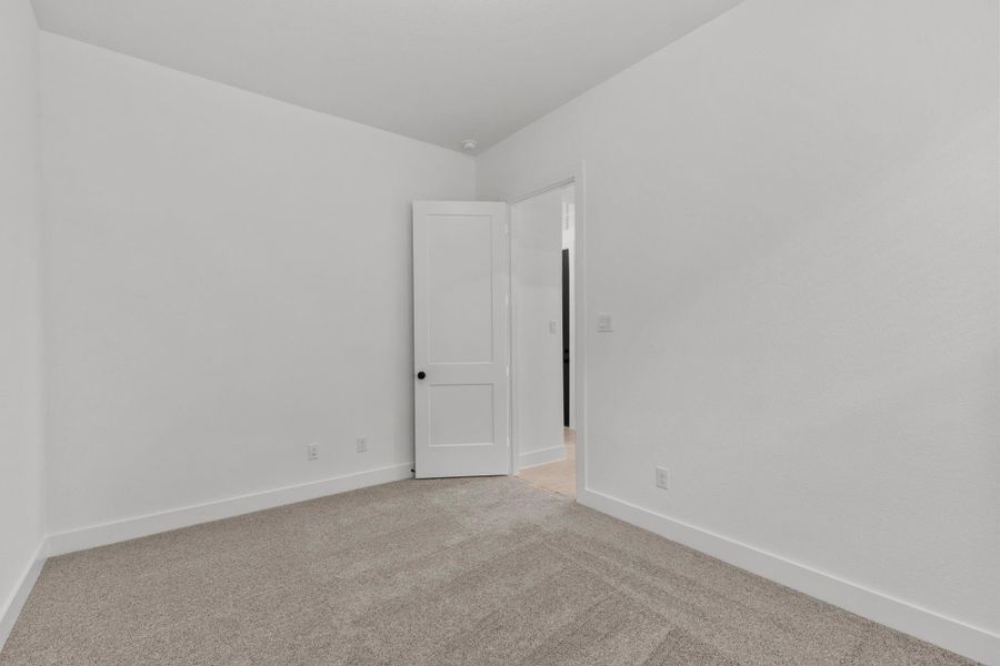 **Photos are representative of the floor plan and not of the actual home** **Photos are representative of the floor plan and not of the actual home**