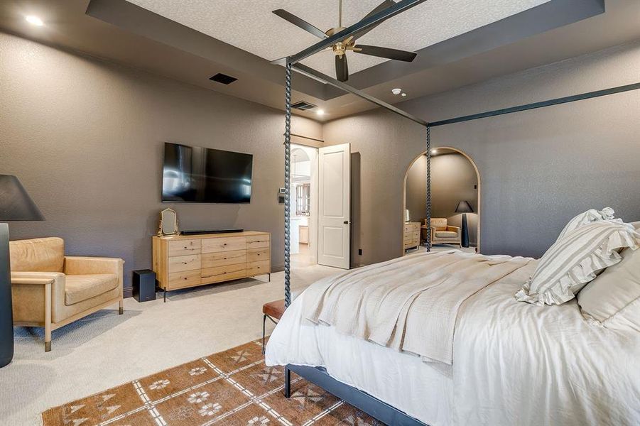 Furnished interior view inside a new home in , Fort Worth (Image 20).